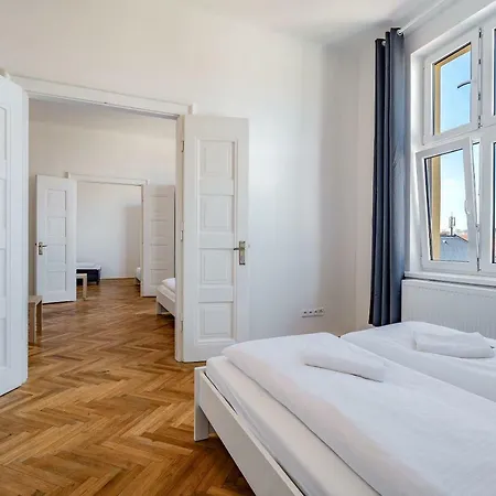 Apartment Avantguard *